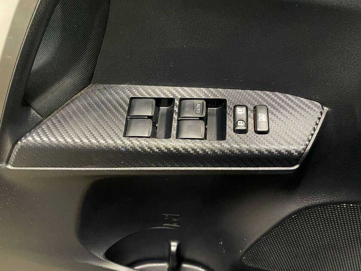 Купить Toyota RAV4 с пробегом. Фото: #16