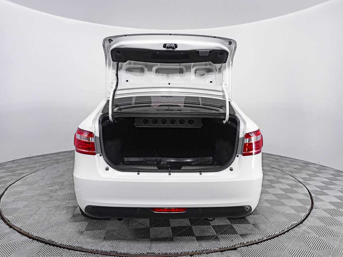 Купить Lada (ВАЗ) Vesta с пробегом. Фото: #9