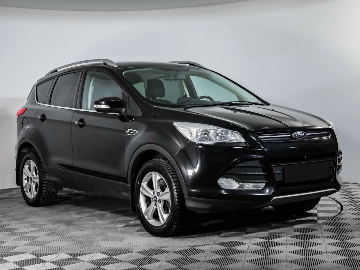 Купить Ford Kuga с пробегом. Фото: #2