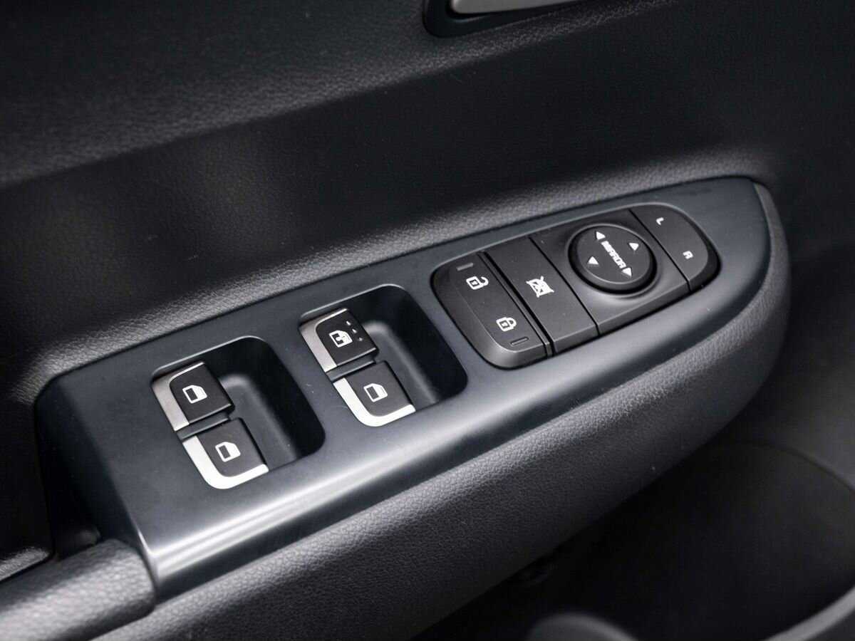 Купить Kia Rio с пробегом. Фото: #19