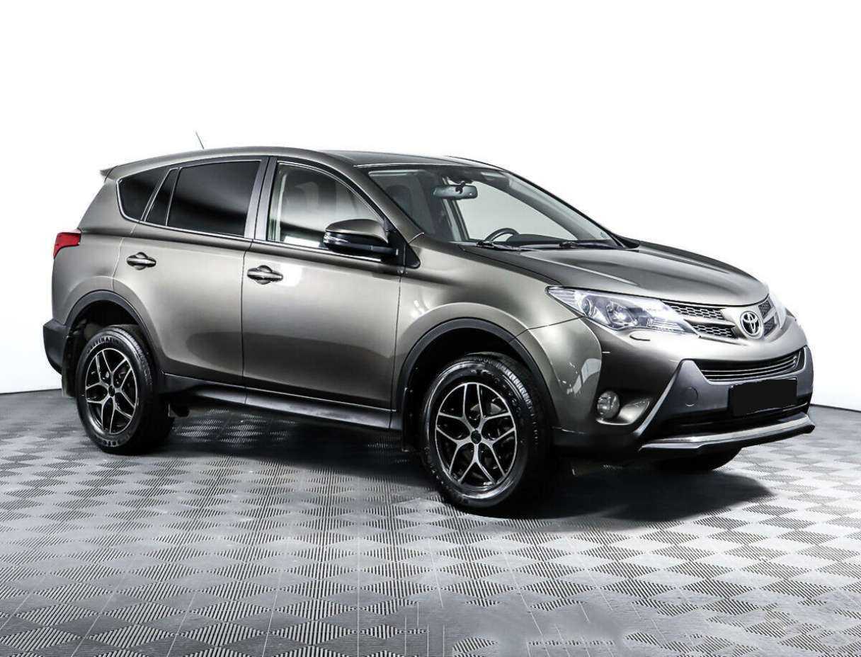 Купить Toyota RAV4 с пробегом. Фото: #1