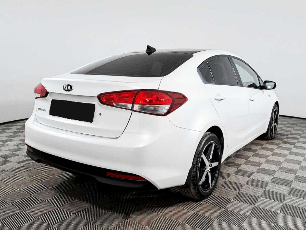 Купить Kia Cerato с пробегом. Фото: #4