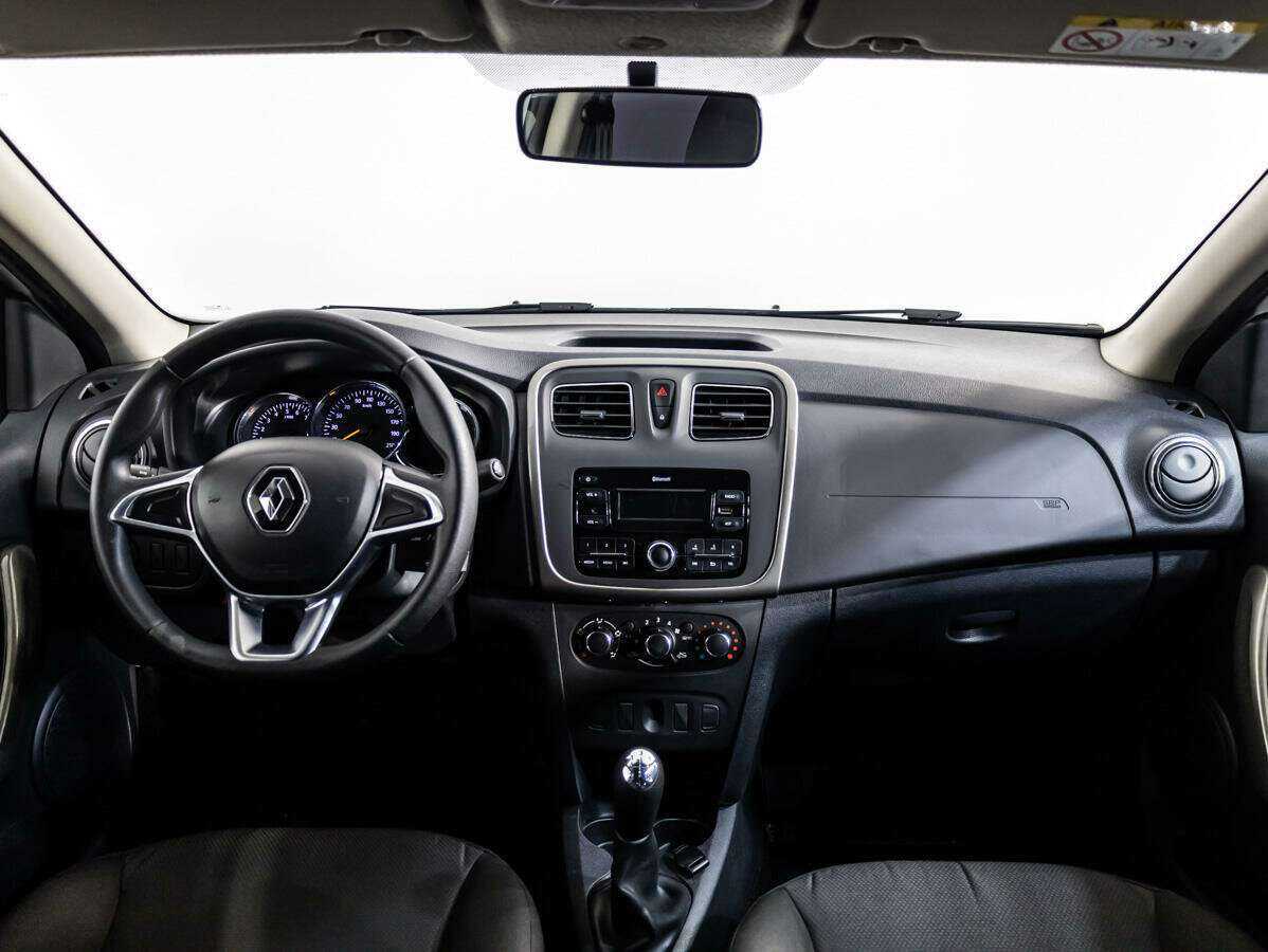 Купить Renault Logan с пробегом. Фото: #8