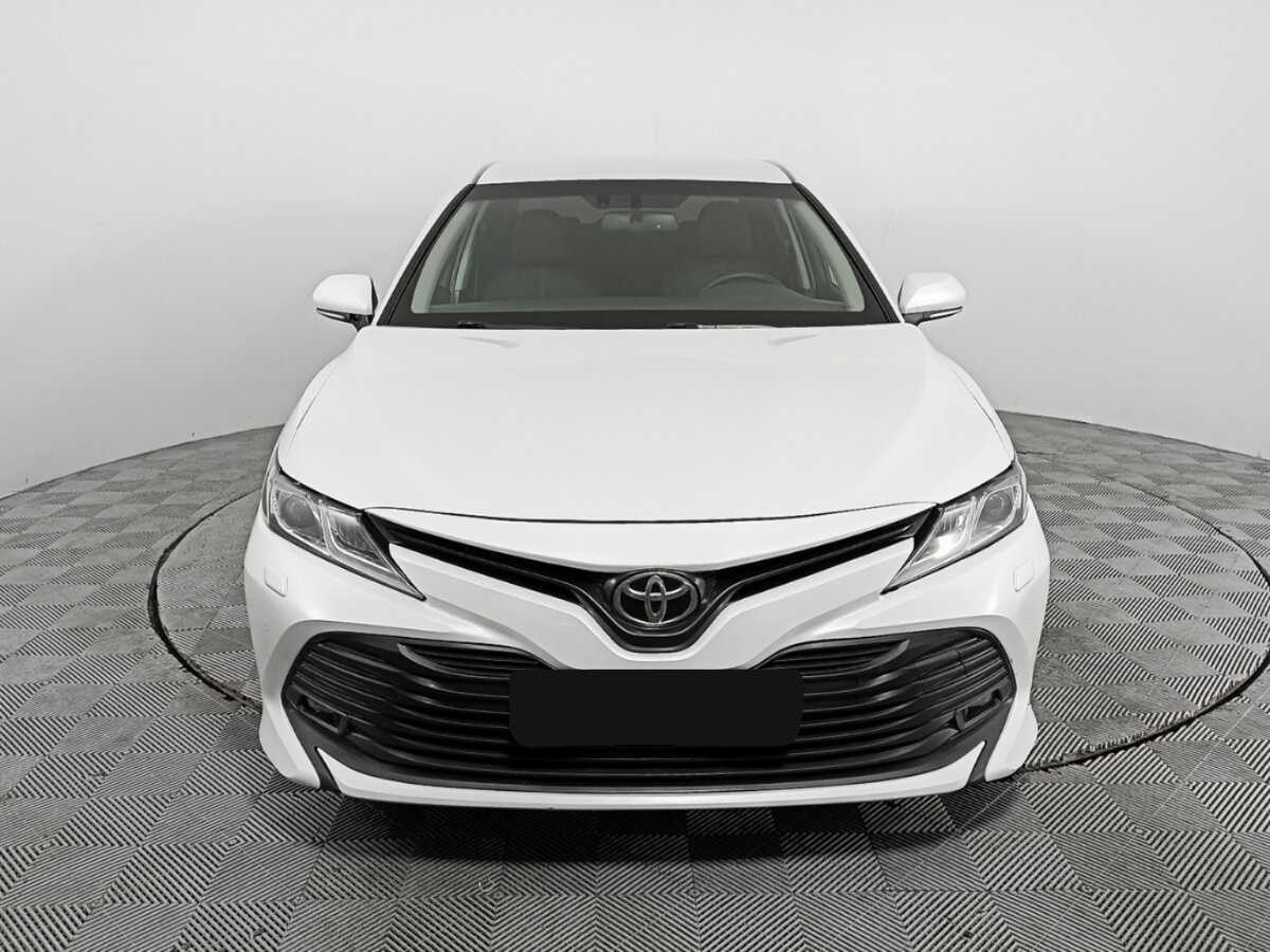 Купить Toyota Camry с пробегом. Фото: #1