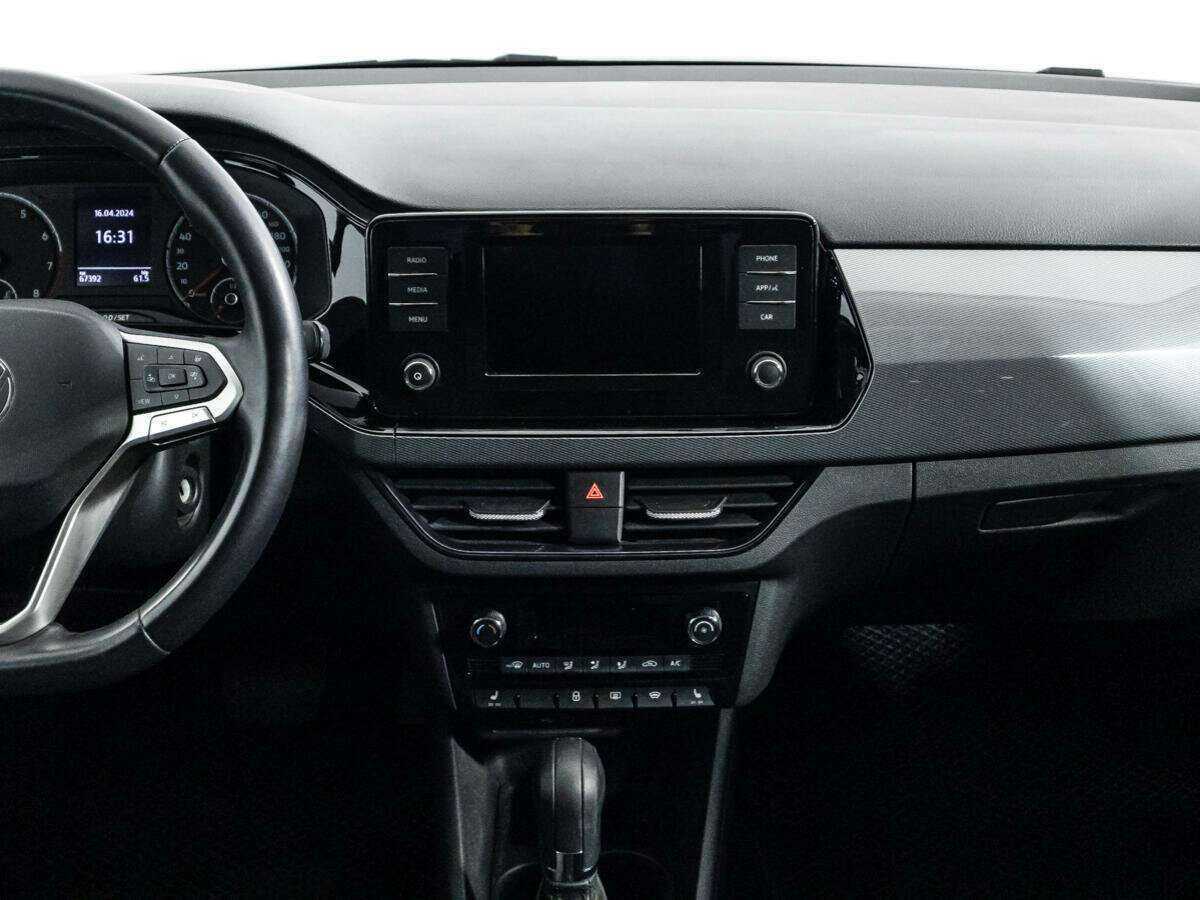 Купить Volkswagen Polo с пробегом. Фото: #13