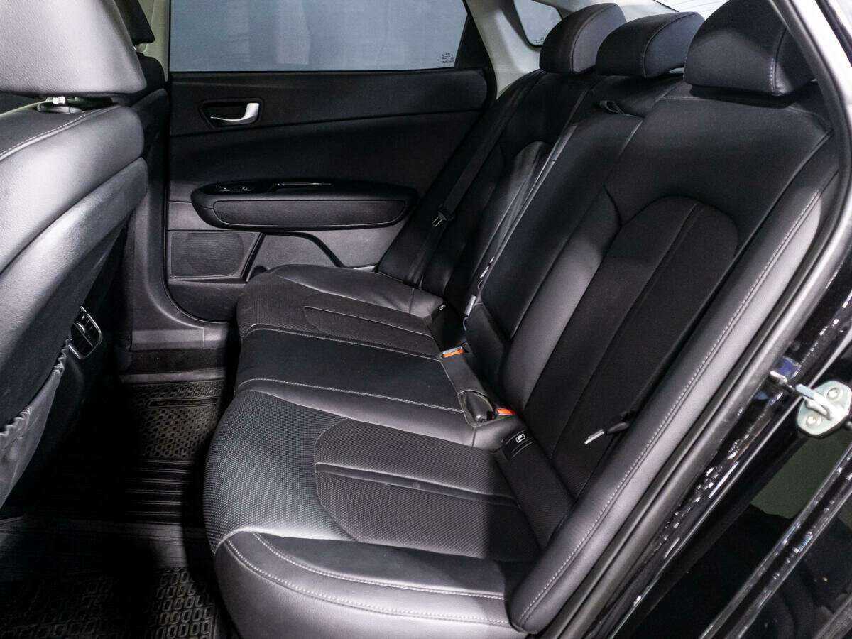Купить Kia Optima с пробегом. Фото: #9