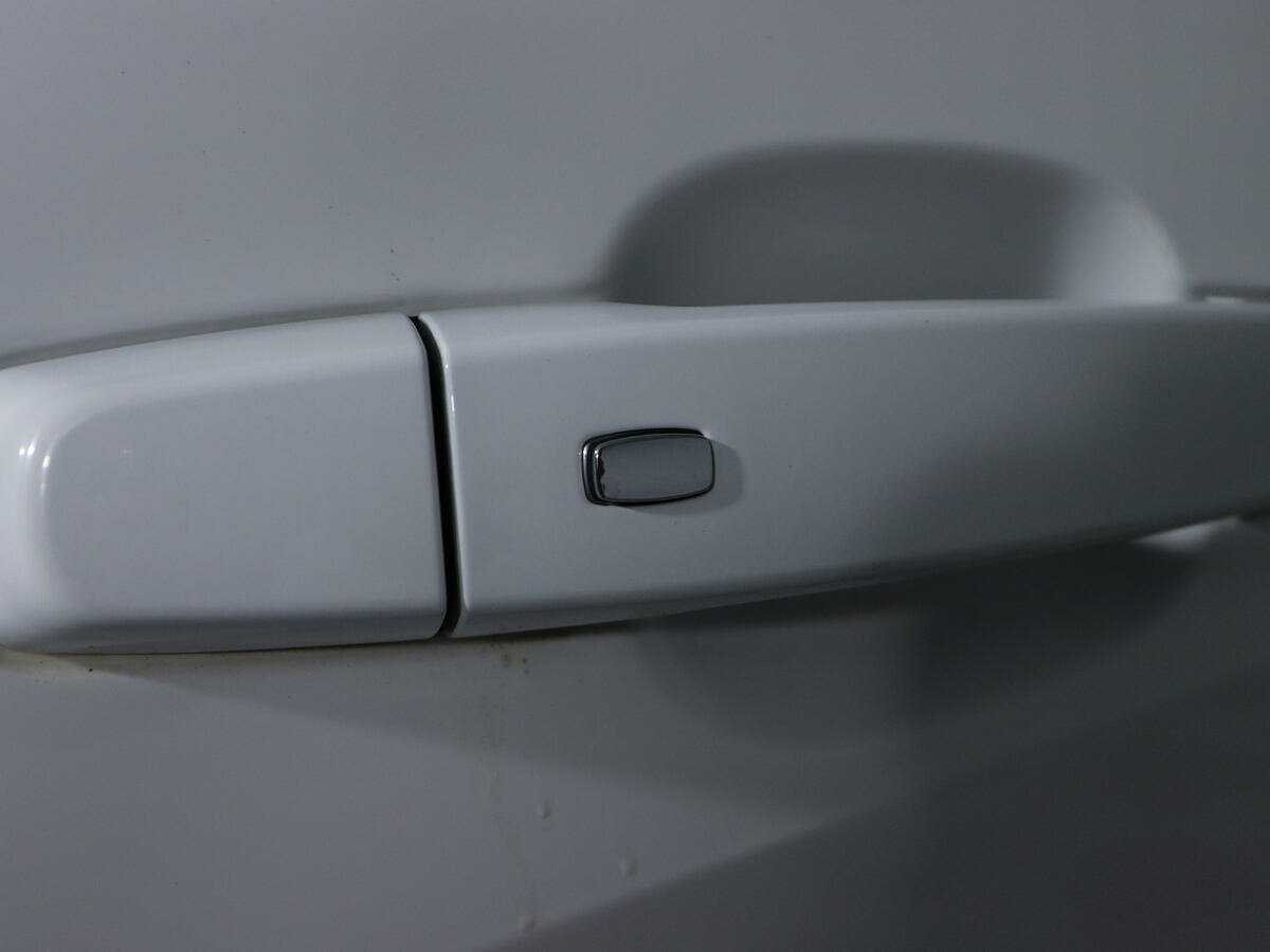 Купить Chevrolet Malibu с пробегом. Фото: #16