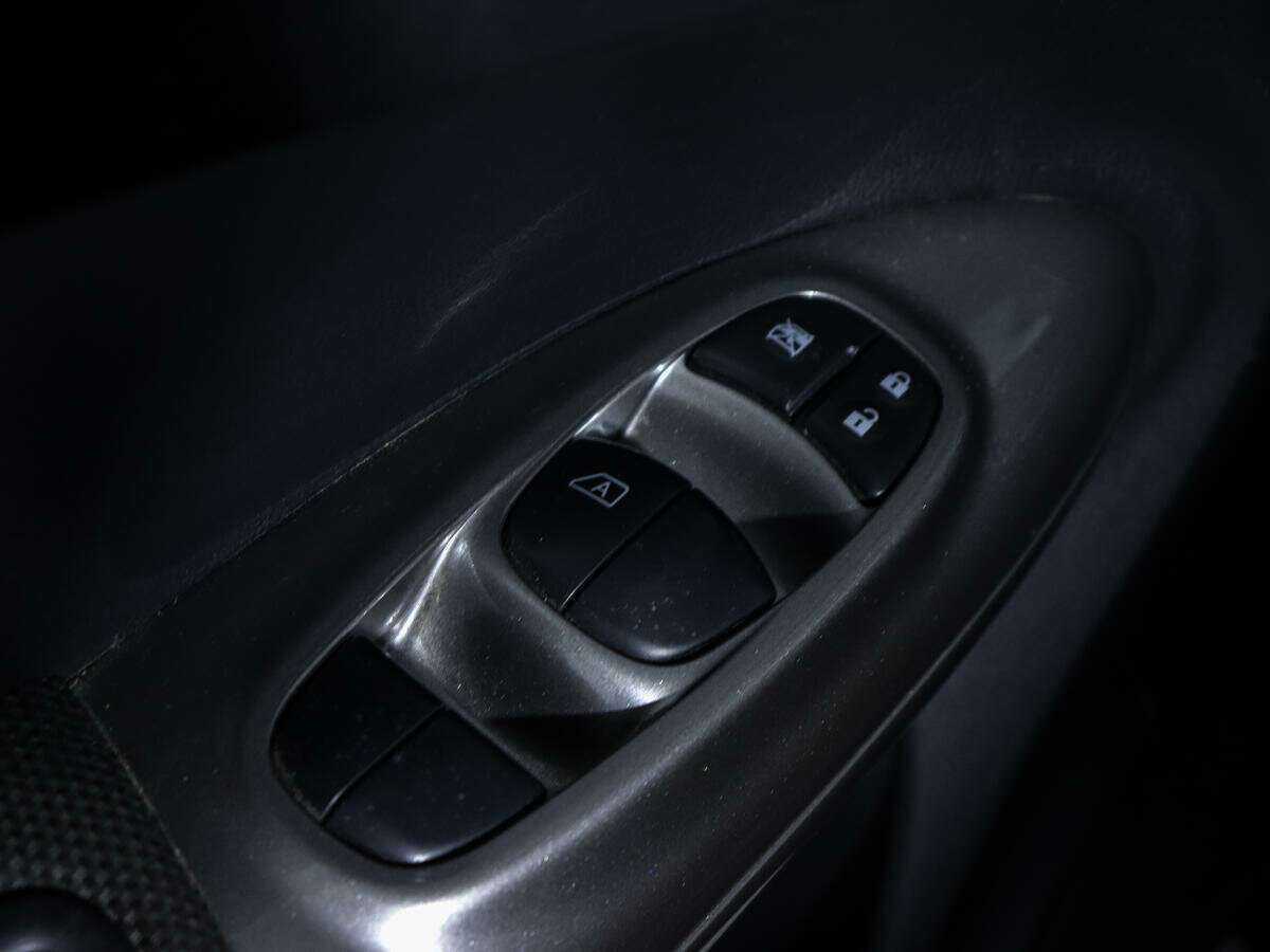 Купить Nissan Juke с пробегом. Фото: #14