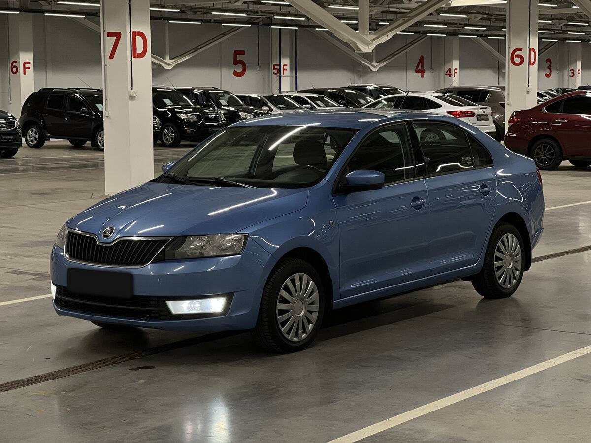 Купить Skoda Rapid с пробегом. Посмотреть фото