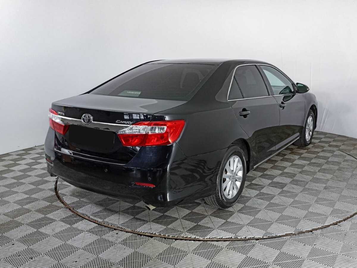 Купить Toyota Camry с пробегом. Фото: #4