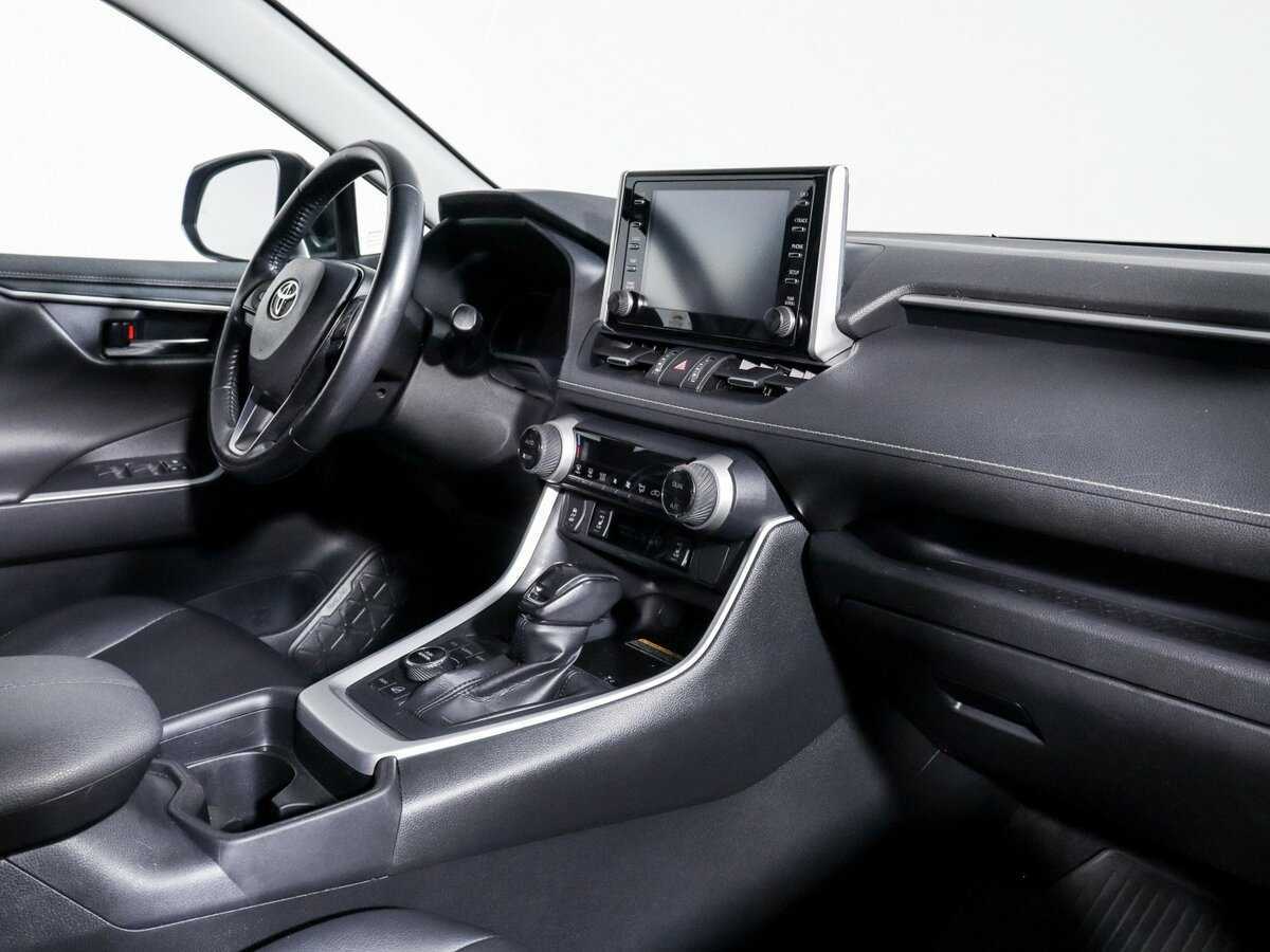 Купить Toyota RAV4 с пробегом. Фото: #5