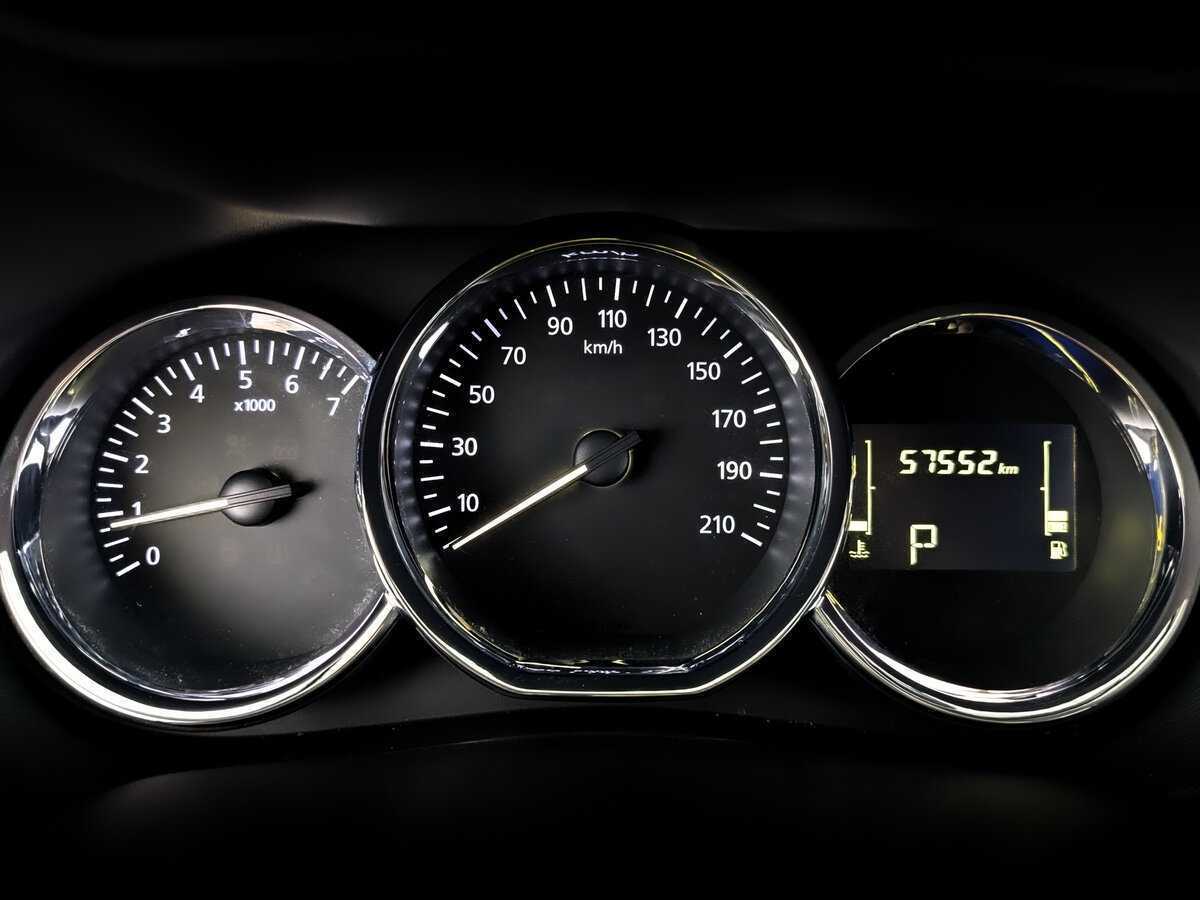 Купить Nissan Terrano с пробегом. Фото: #12