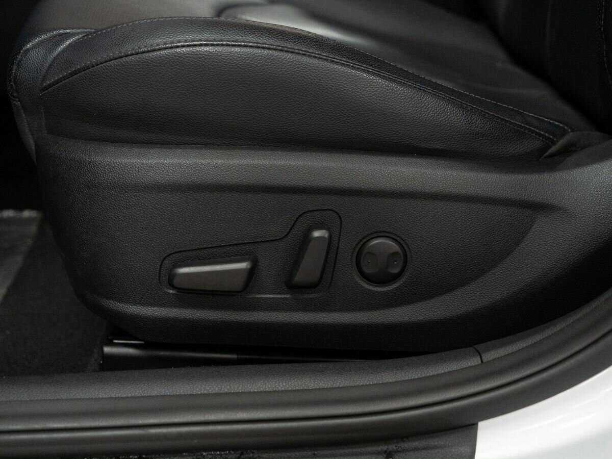 Купить Kia K5 с пробегом. Фото: #13