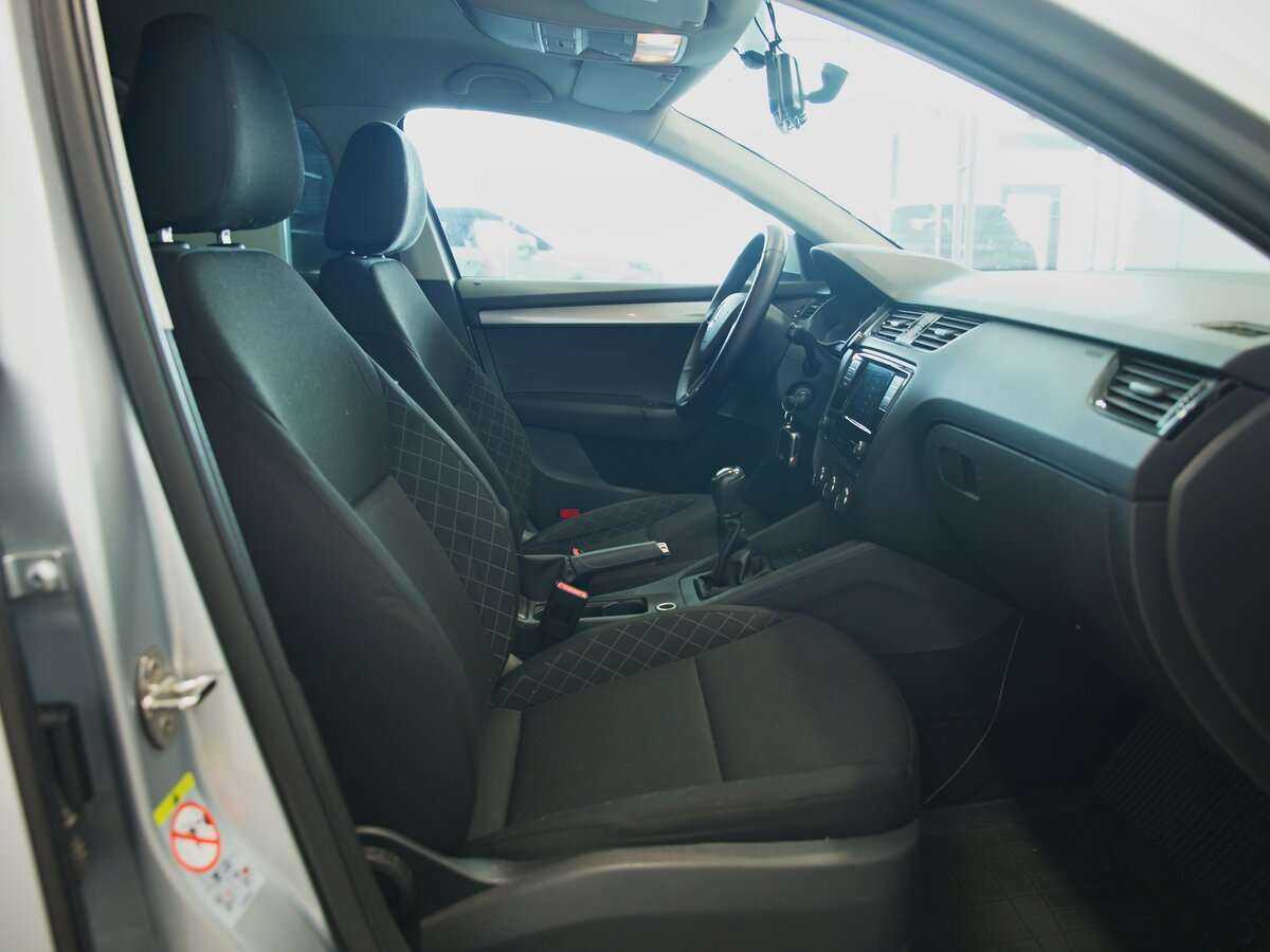 Купить Skoda Octavia с пробегом. Фото: #12