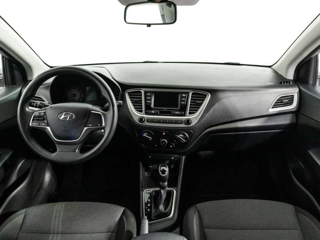 Купить Hyundai Solaris с пробегом. Фото: #12