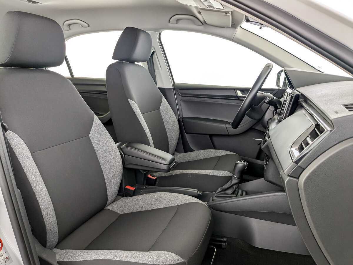 Купить Skoda Rapid с пробегом. Фото: #18