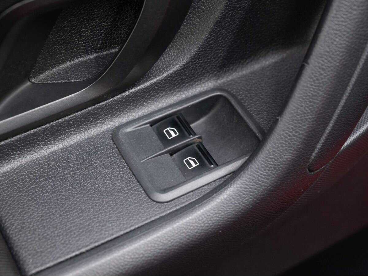 Купить Skoda Fabia с пробегом. Фото: #16