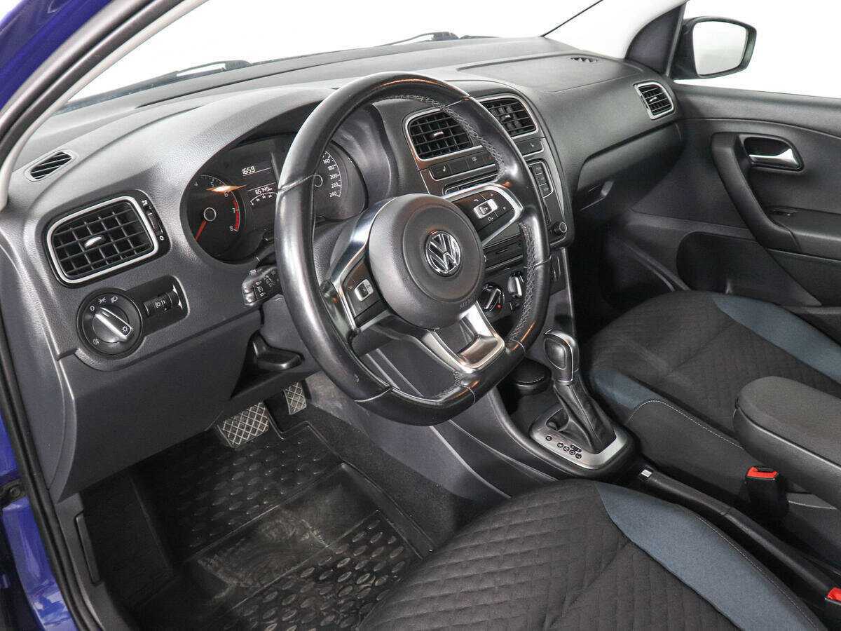 Купить Volkswagen Polo с пробегом. Фото: #8