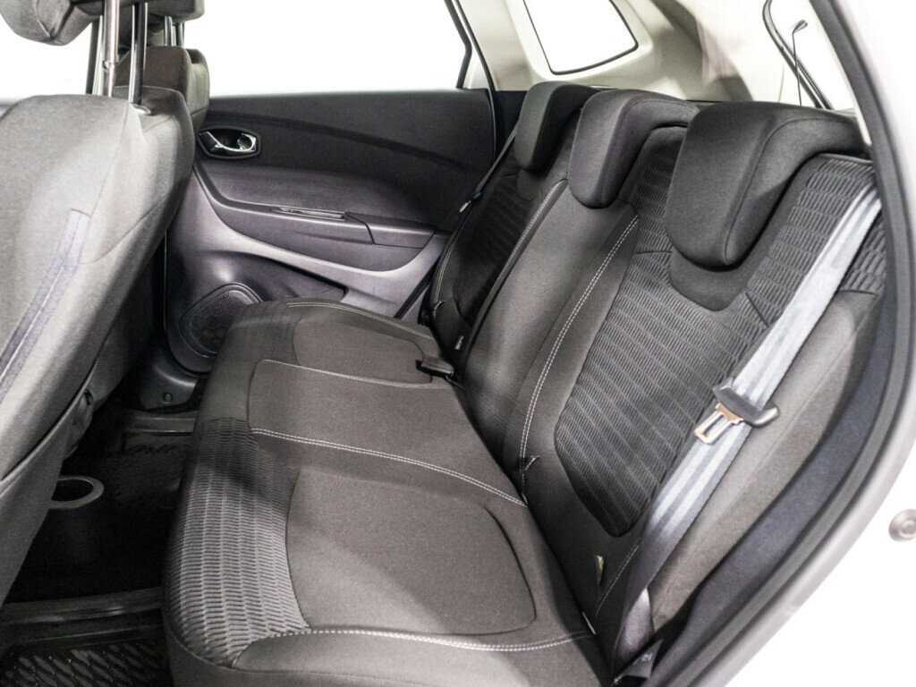 Купить Renault Kaptur с пробегом. Фото: #9