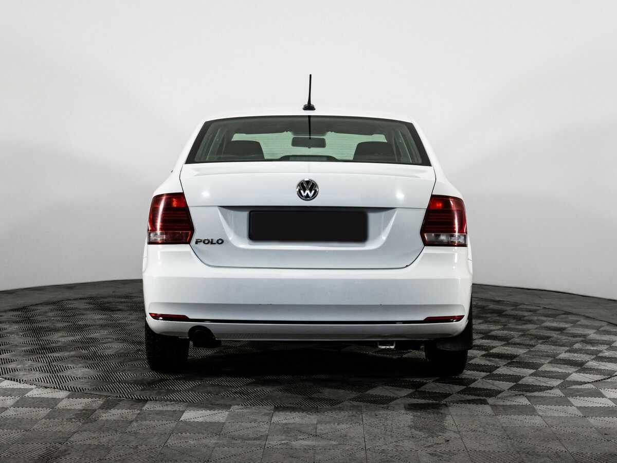 Купить Volkswagen Polo с пробегом. Фото: #4