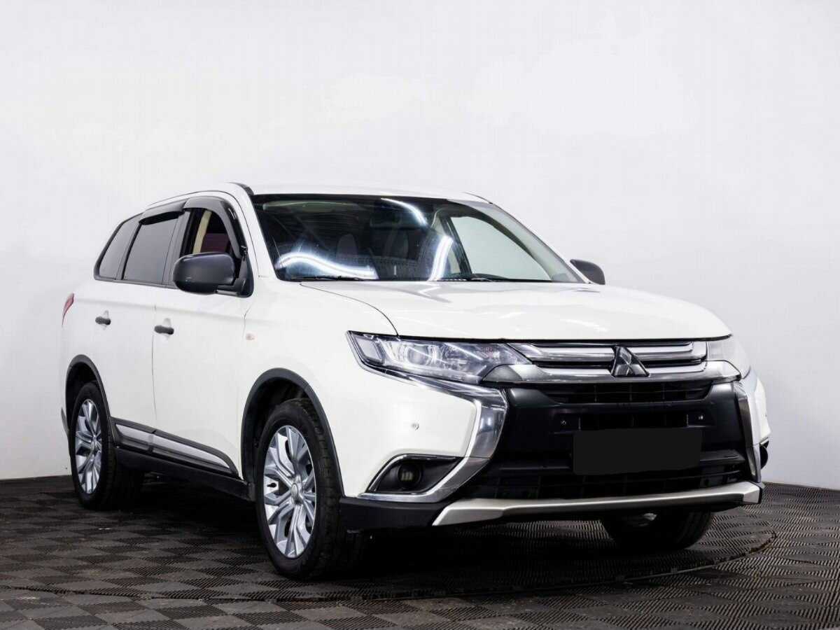 Купить Mitsubishi Outlander с пробегом. Фото: #2