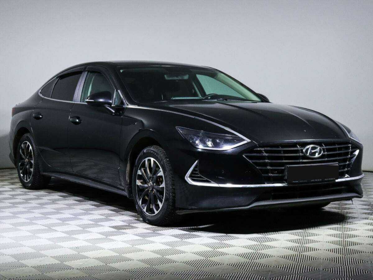 Купить Hyundai Sonata с пробегом. Фото: #2