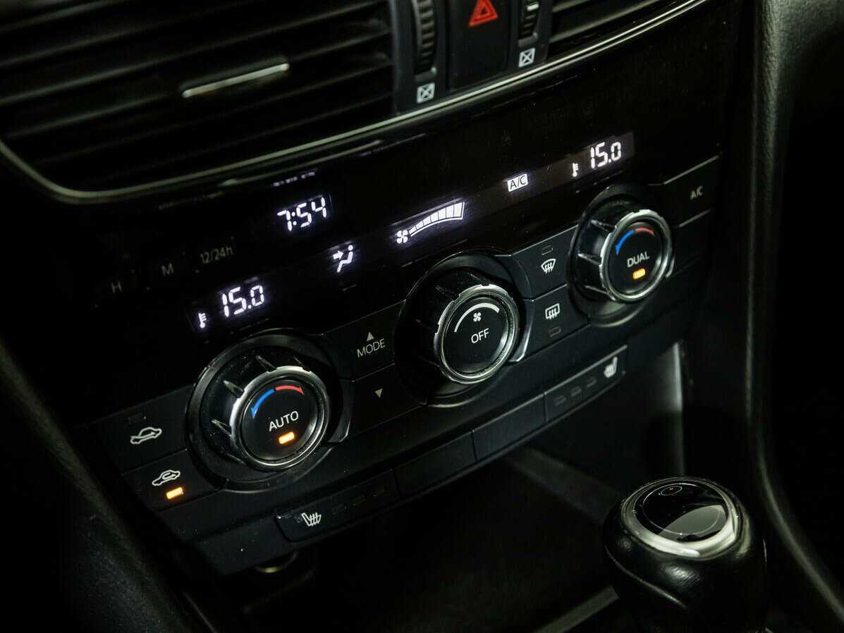 Купить Mazda 6 с пробегом. Фото: #18