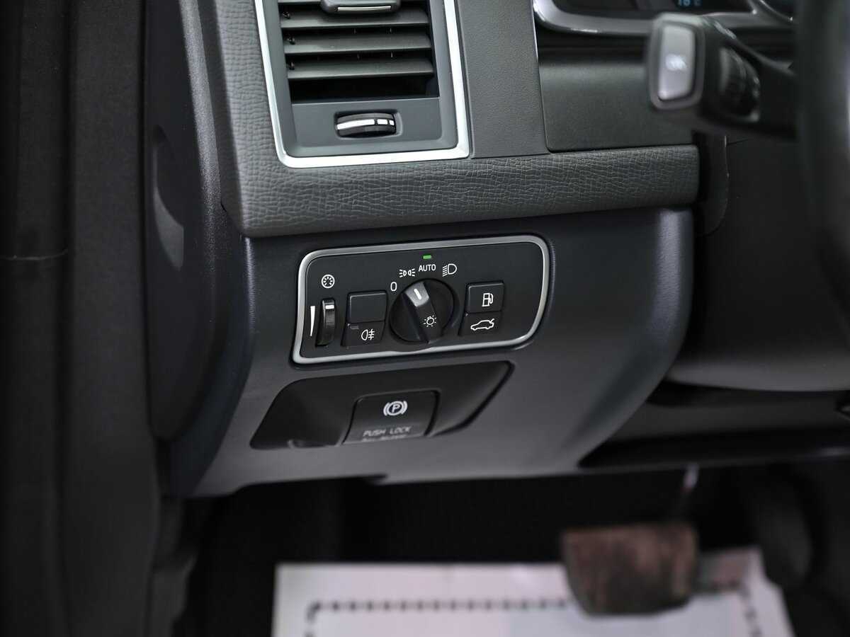 Купить Volvo XC60 с пробегом. Фото: #9