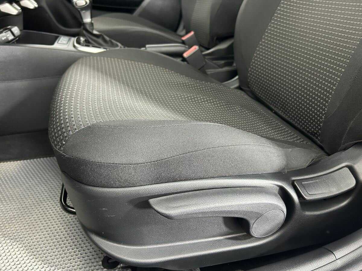 Купить Kia Rio с пробегом. Фото: #9