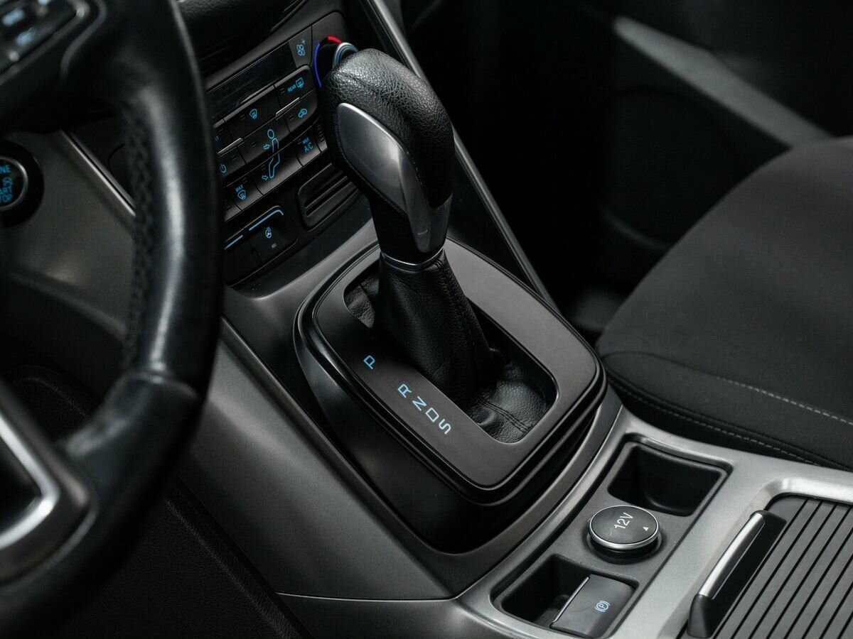 Купить Ford Kuga с пробегом. Фото: #17