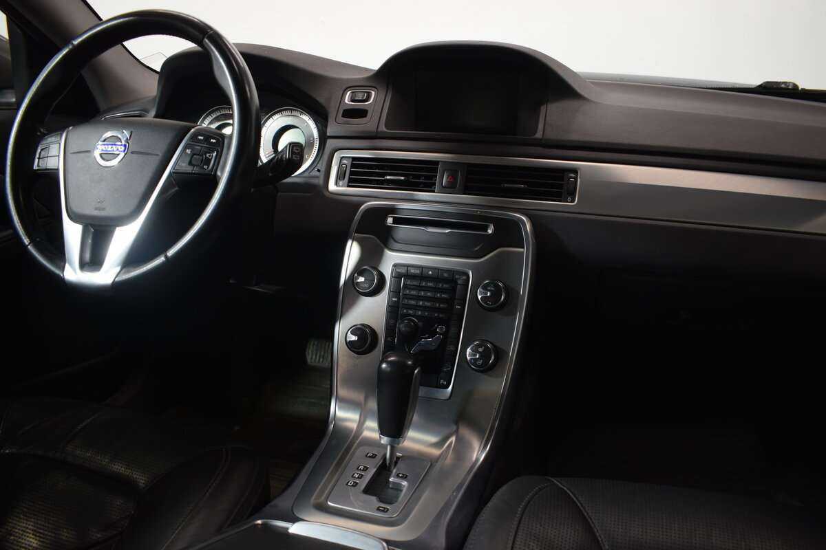 Купить Volvo XC70 с пробегом. Фото: #12