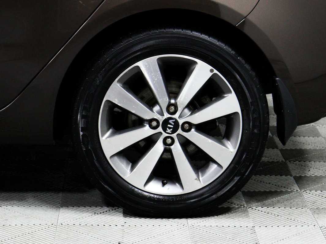 Купить Kia Rio с пробегом. Фото: #13