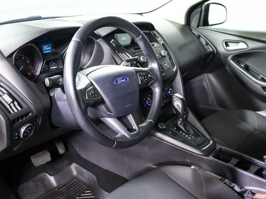 Купить Ford Focus с пробегом. Фото: #11
