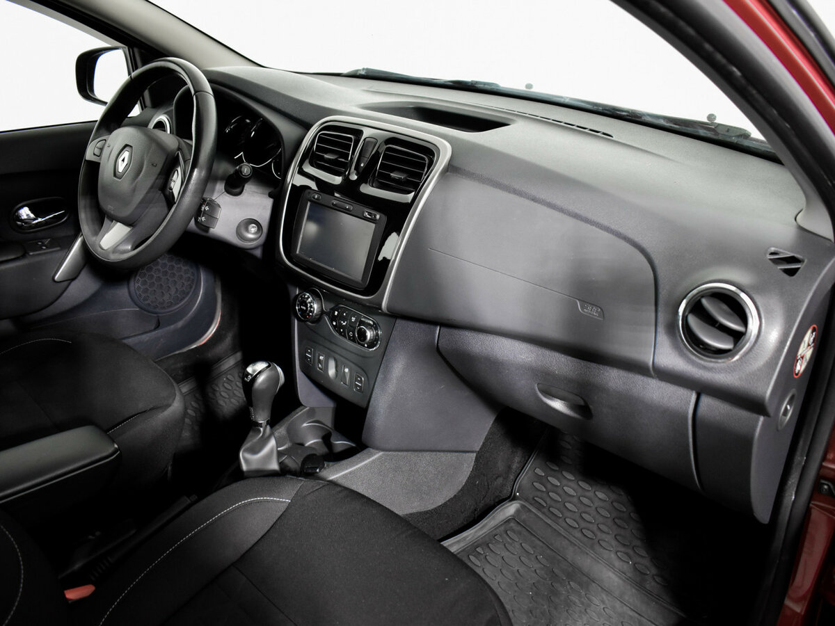 Купить Renault Sandero с пробегом. Фото: #11