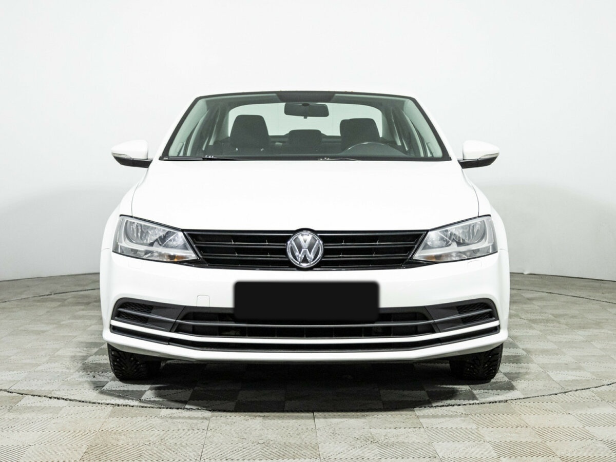 Купить Volkswagen Jetta с пробегом. Фото: #1