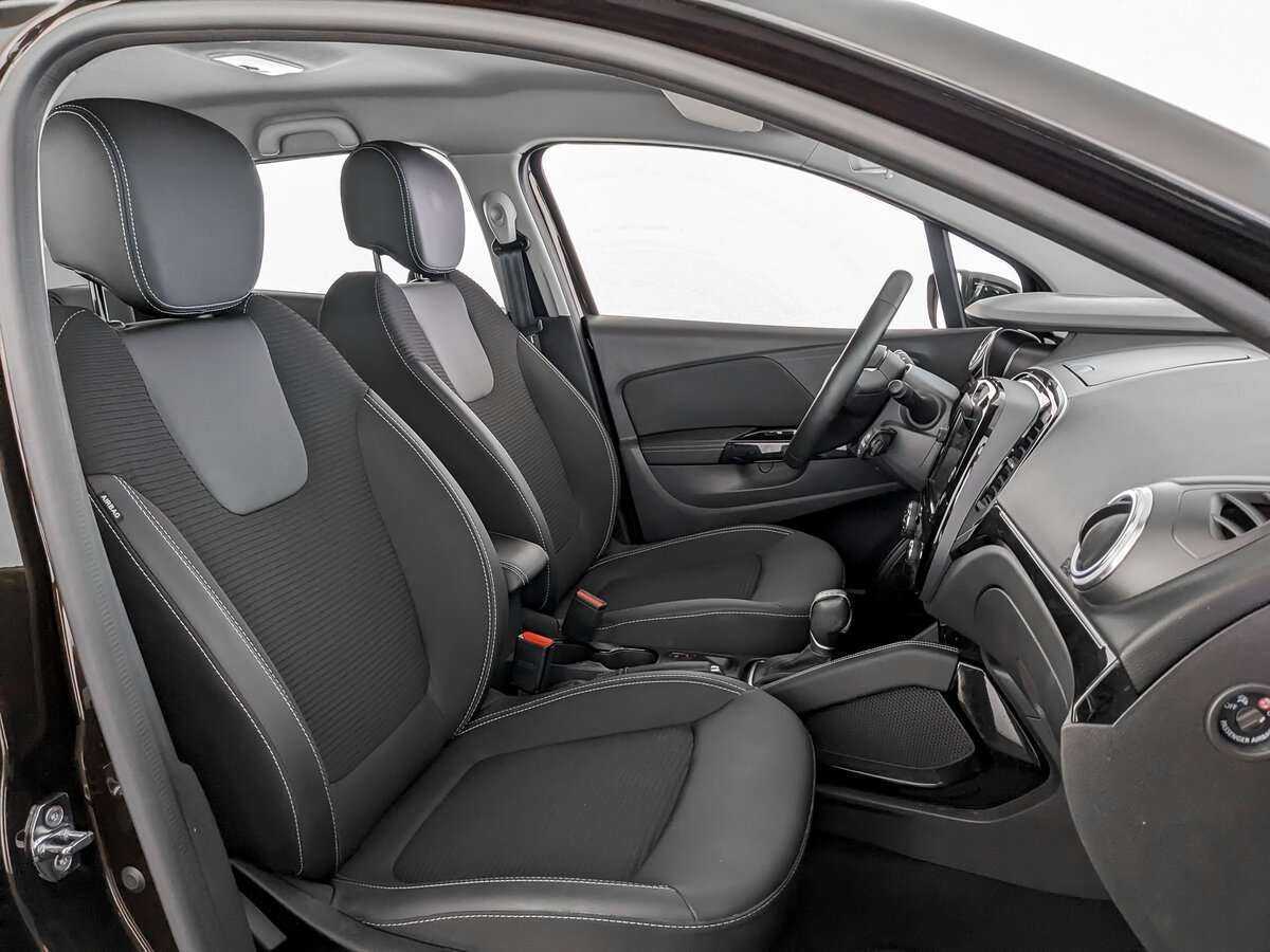 Купить Renault Kaptur с пробегом. Фото: #17