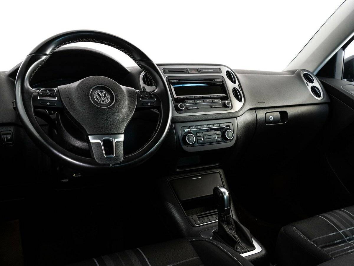 Купить Volkswagen Tiguan с пробегом. Фото: #8