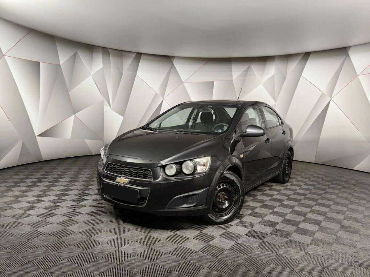 Купить Chevrolet Aveo с пробегом. Посмотреть фото