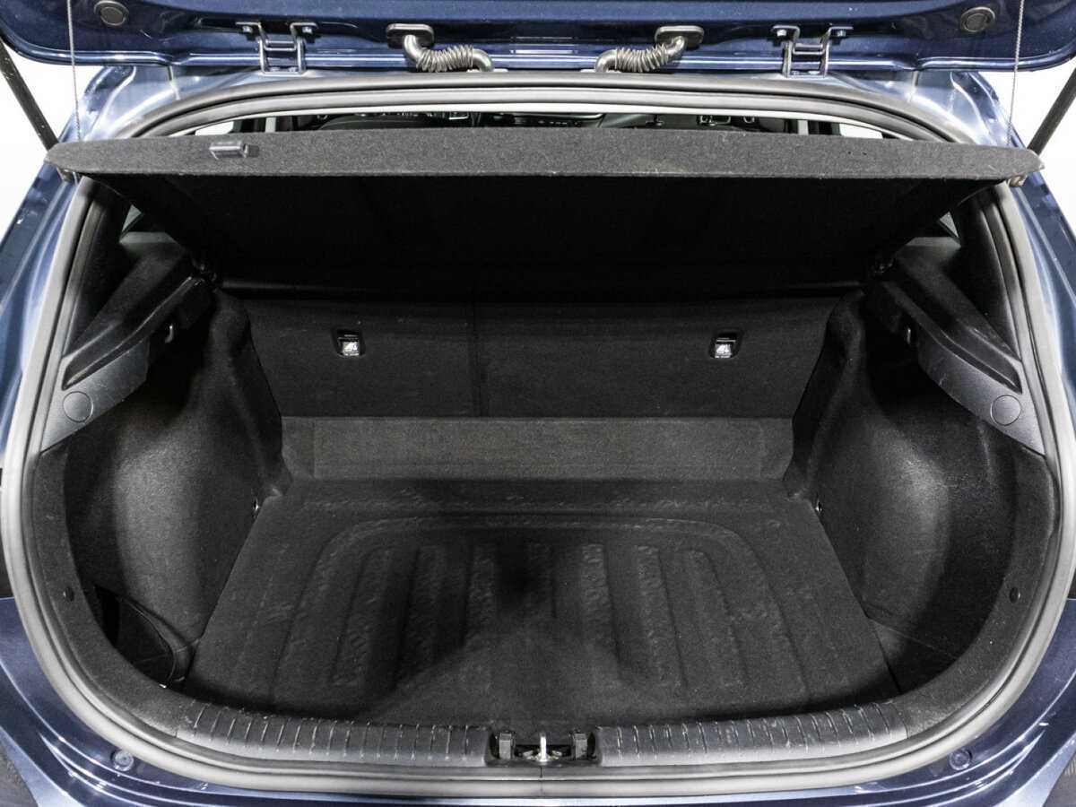 Купить Kia Ceed с пробегом. Фото: #14