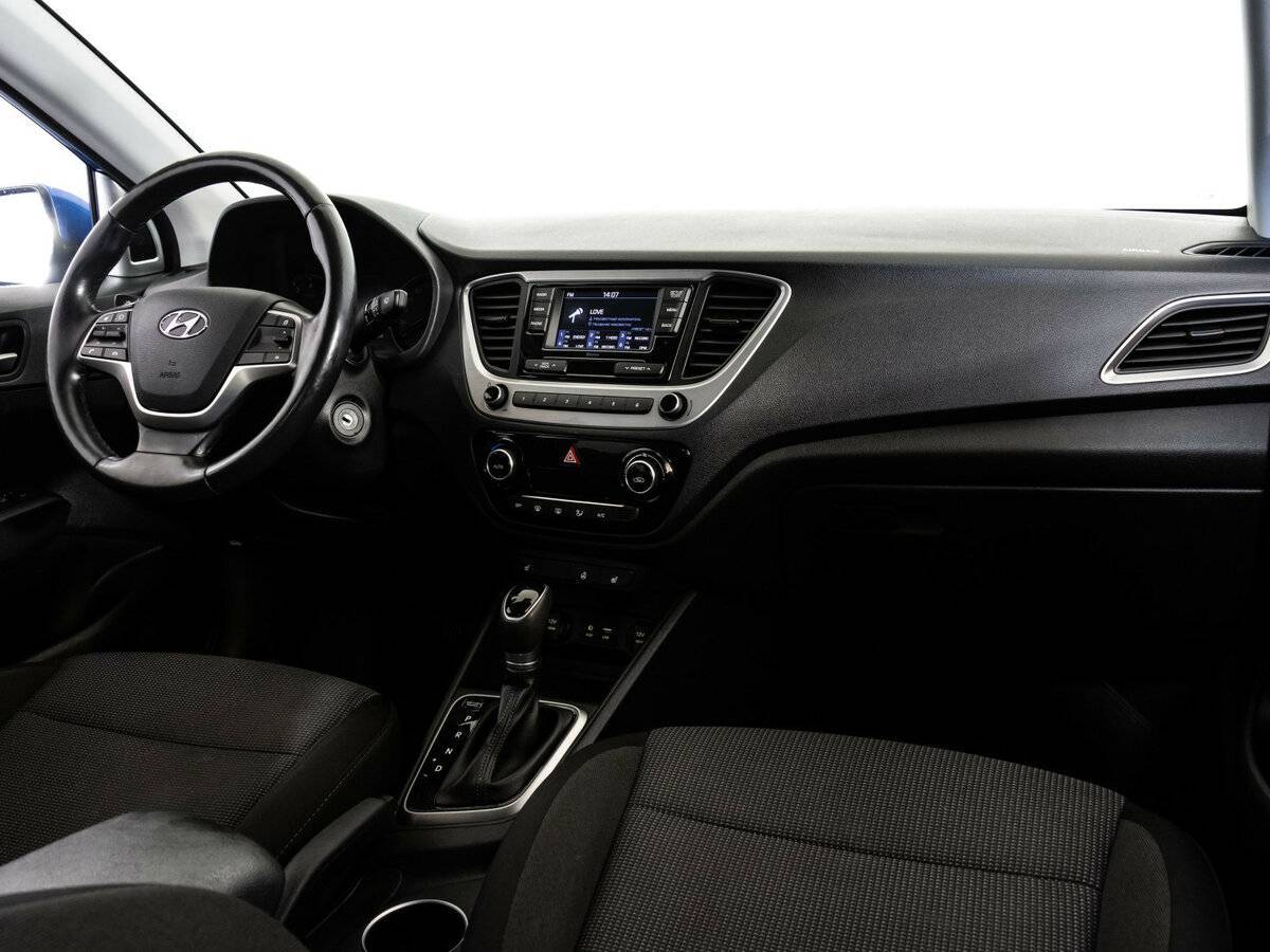 Купить Hyundai Solaris с пробегом. Фото: #8