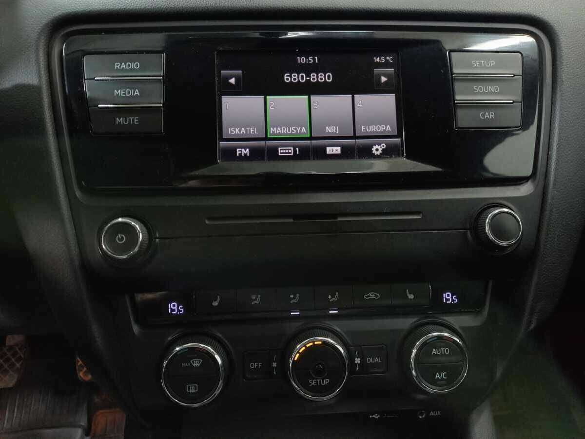 Купить Skoda Octavia с пробегом. Фото: #12