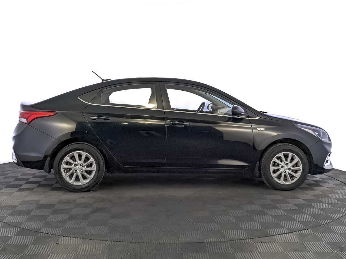 Купить Hyundai Solaris с пробегом. Фото: #3