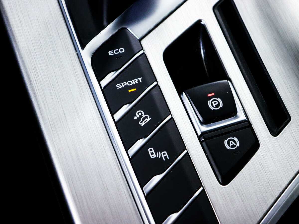 Купить Geely Coolray с пробегом. Фото: #17