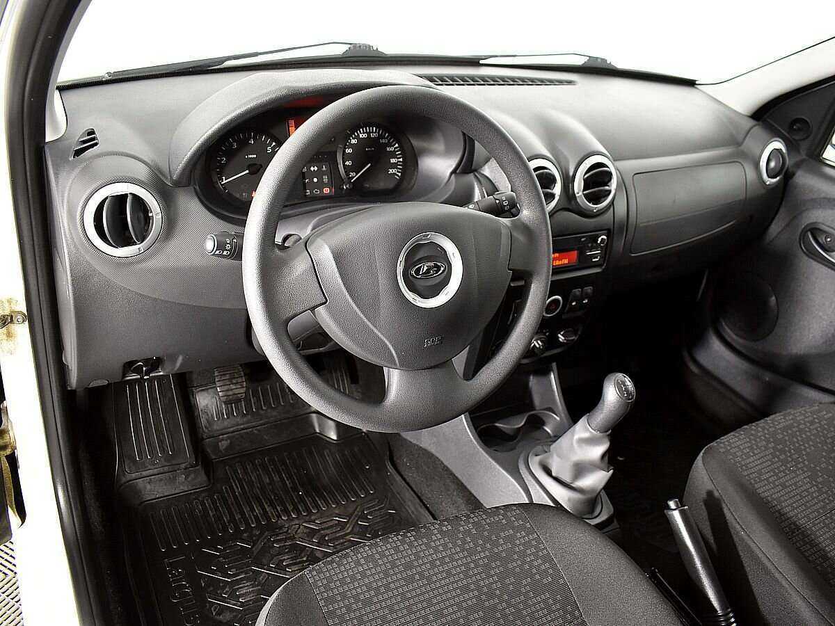 Купить Lada (ВАЗ) Largus с пробегом. Фото: #4