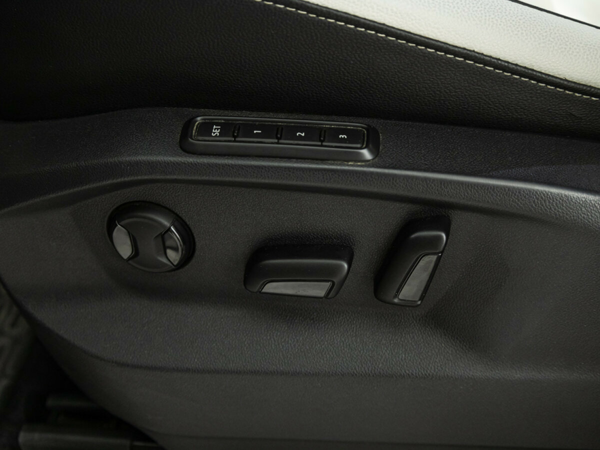 Купить Volkswagen Tiguan с пробегом. Фото: #13
