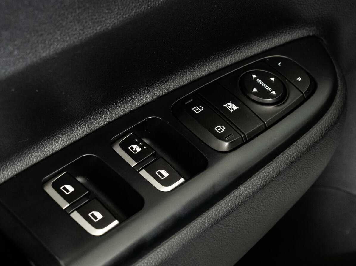 Купить Kia Rio с пробегом. Фото: #18