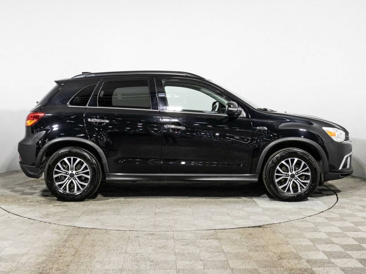 Купить Mitsubishi ASX с пробегом. Фото: #3