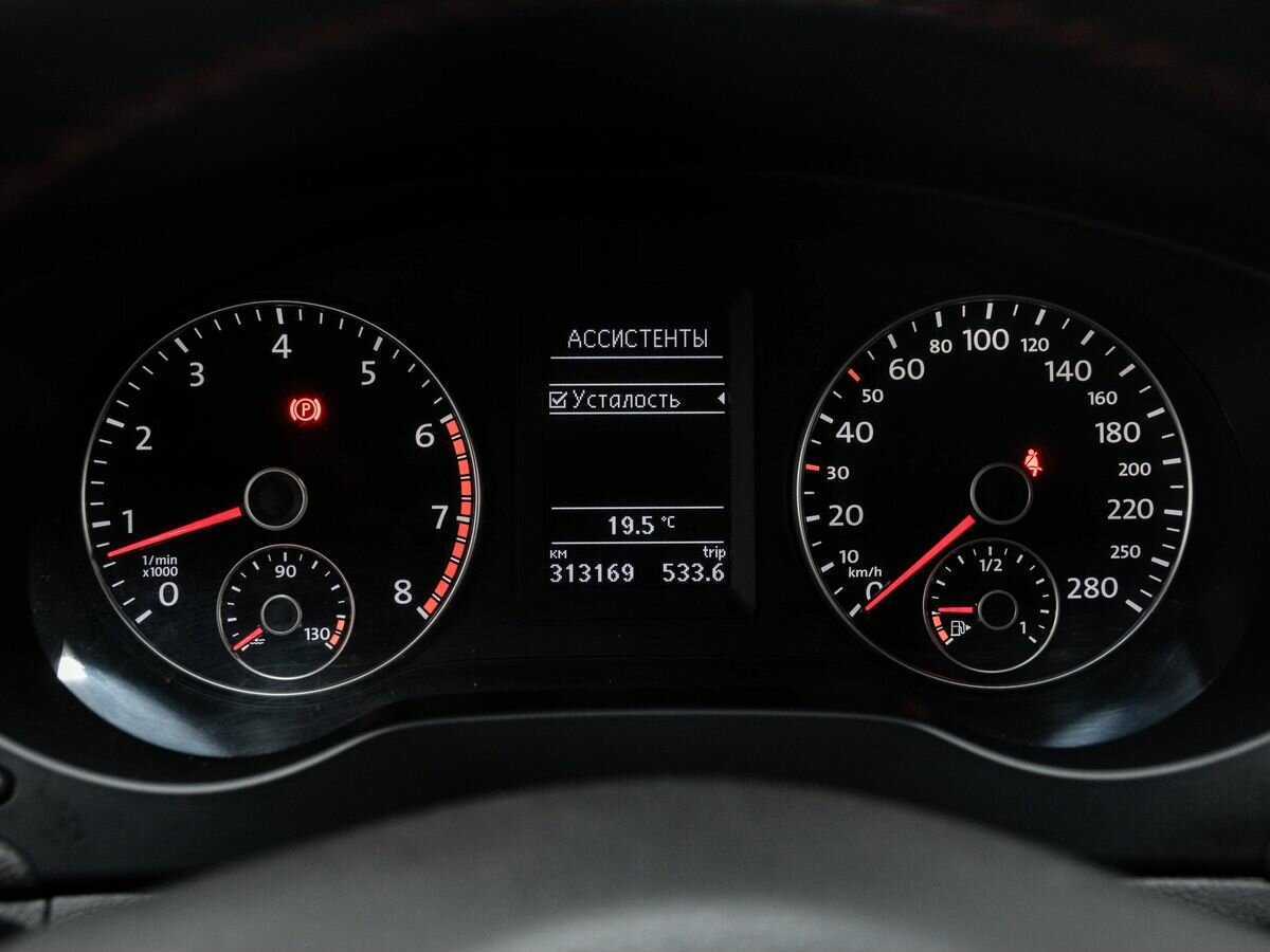 Купить Volkswagen Jetta с пробегом. Фото: #19