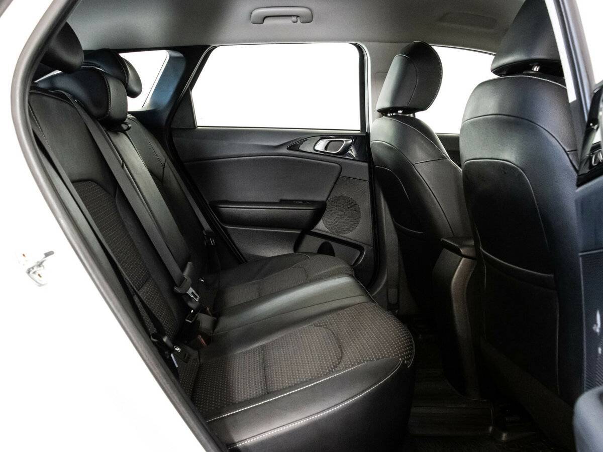 Купить Kia Ceed с пробегом. Фото: #13