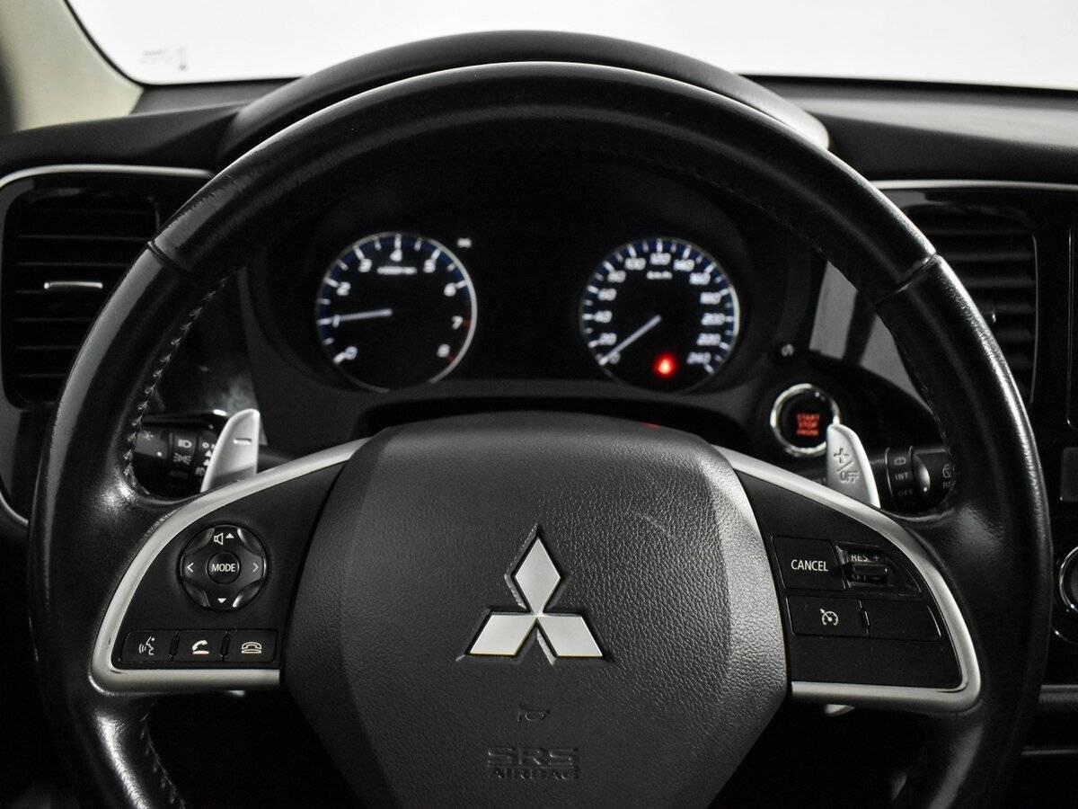 Купить Mitsubishi Outlander с пробегом. Фото: #17